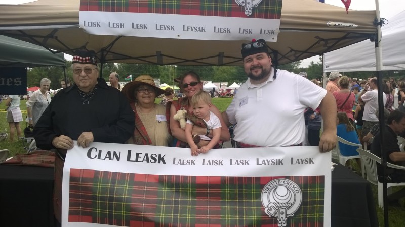 Leask family photo: Mac, Phoebe, Antares, Andromache, and Jay